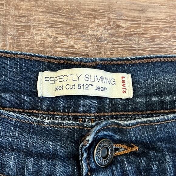 LEVI'S 512 Perfectly Slimming Bootcut Jeans Size 14 - Picture 4 of 8
